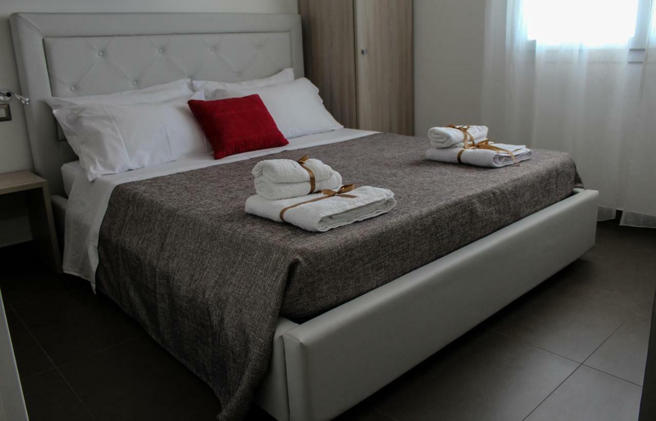Spuma Di Mare Aparthotel Gallipoli Buitenkant foto