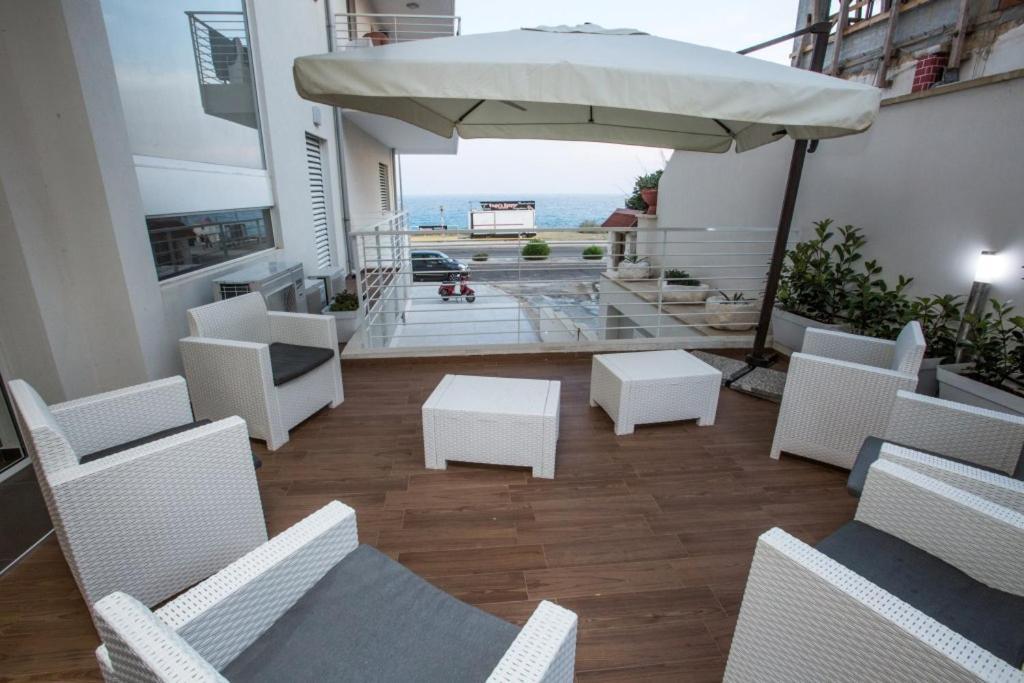 Spuma Di Mare Aparthotel Gallipoli Buitenkant foto