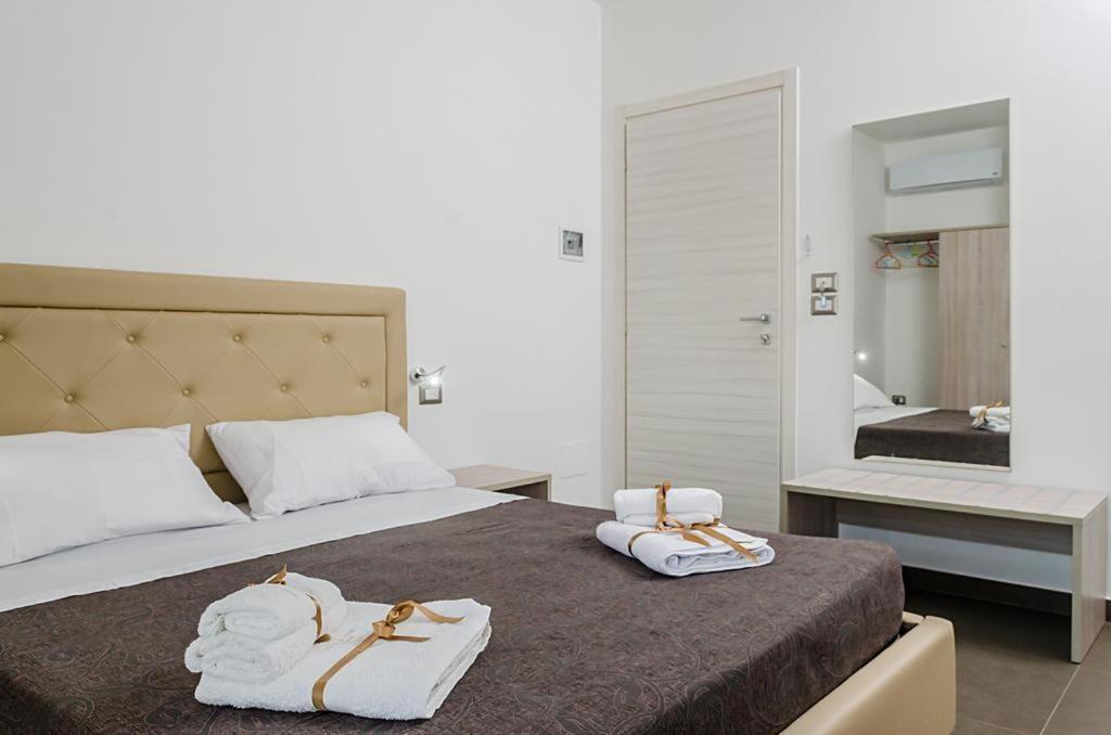 Spuma Di Mare Aparthotel Gallipoli Buitenkant foto